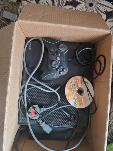 Xbox 360 with power - xbox,