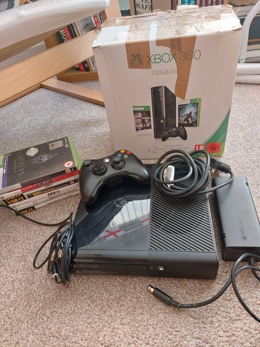 Xbox 360 console boxed with - xbox,