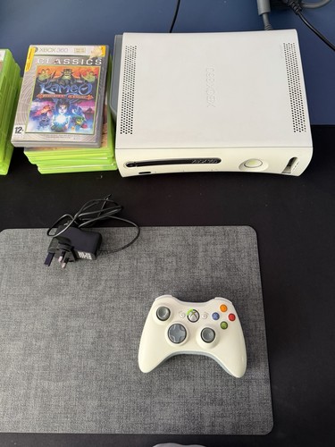 Xbox 360 white console - 🎮,