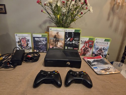 Xbox 360 slim - 250gb, bundle
