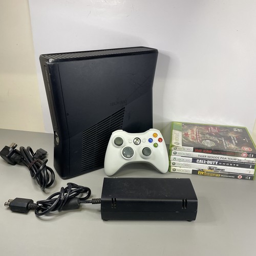 Microsoft xbox 360 slim 4gb - slim,