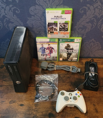 Xbox 360 slim 250gb - 250gb, bundle,